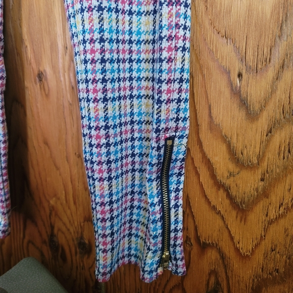 Kids size 18 colorful leggings - Picture 3 of 3
